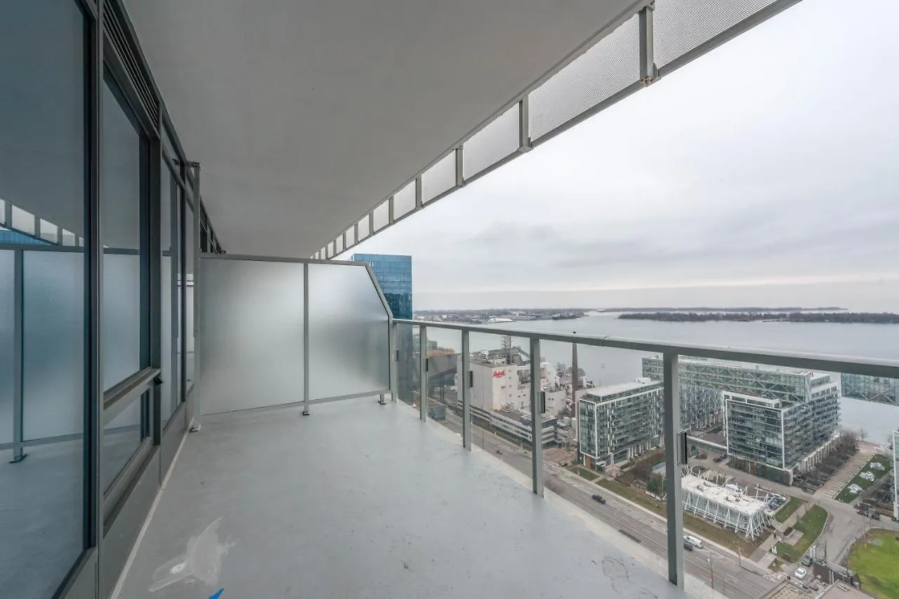 Pristine 1Br + Den -Harbour Front Toronto Downtown - Apartment 0*,